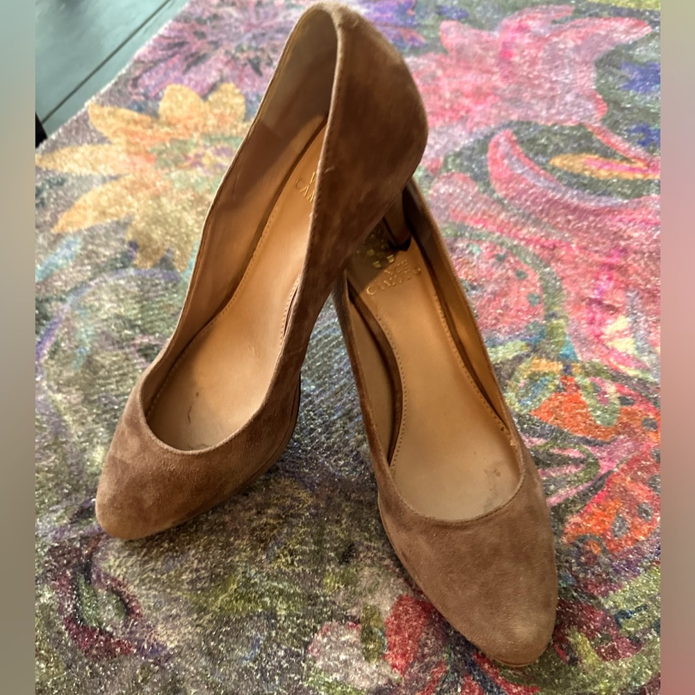 Vince Camuto fawn suede pumps